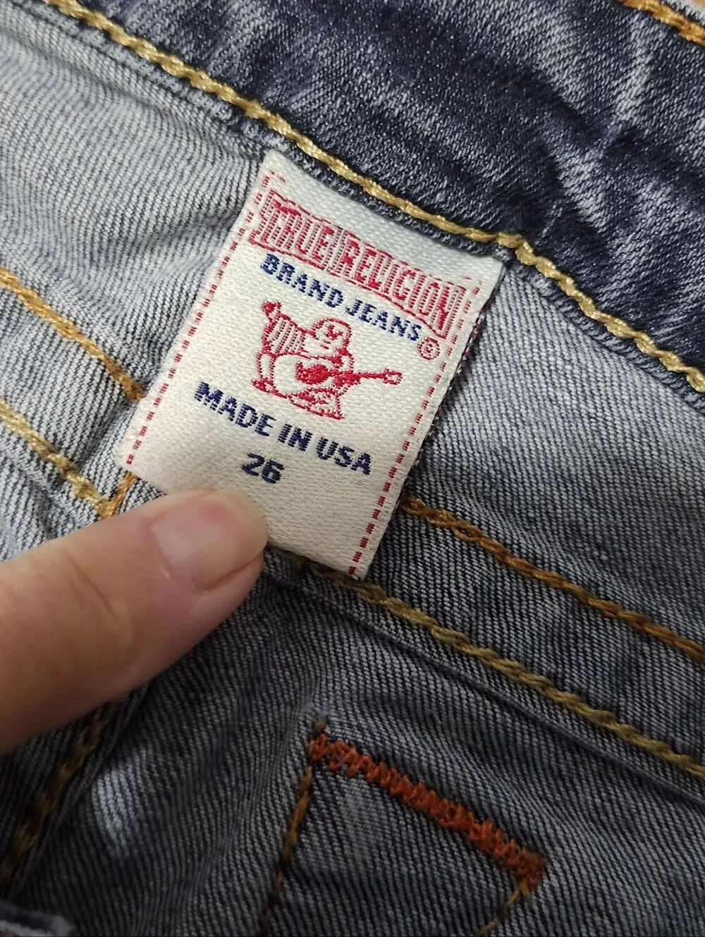 Vintage, True Religion Women’s Rainbow Pocket Embroidery Stitch Low-rise Jeans. - Picture 7 of 14